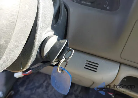 2001 Ford F-250 z USA, uszkodzony, nr VIN 1FTNF21L71ED35110